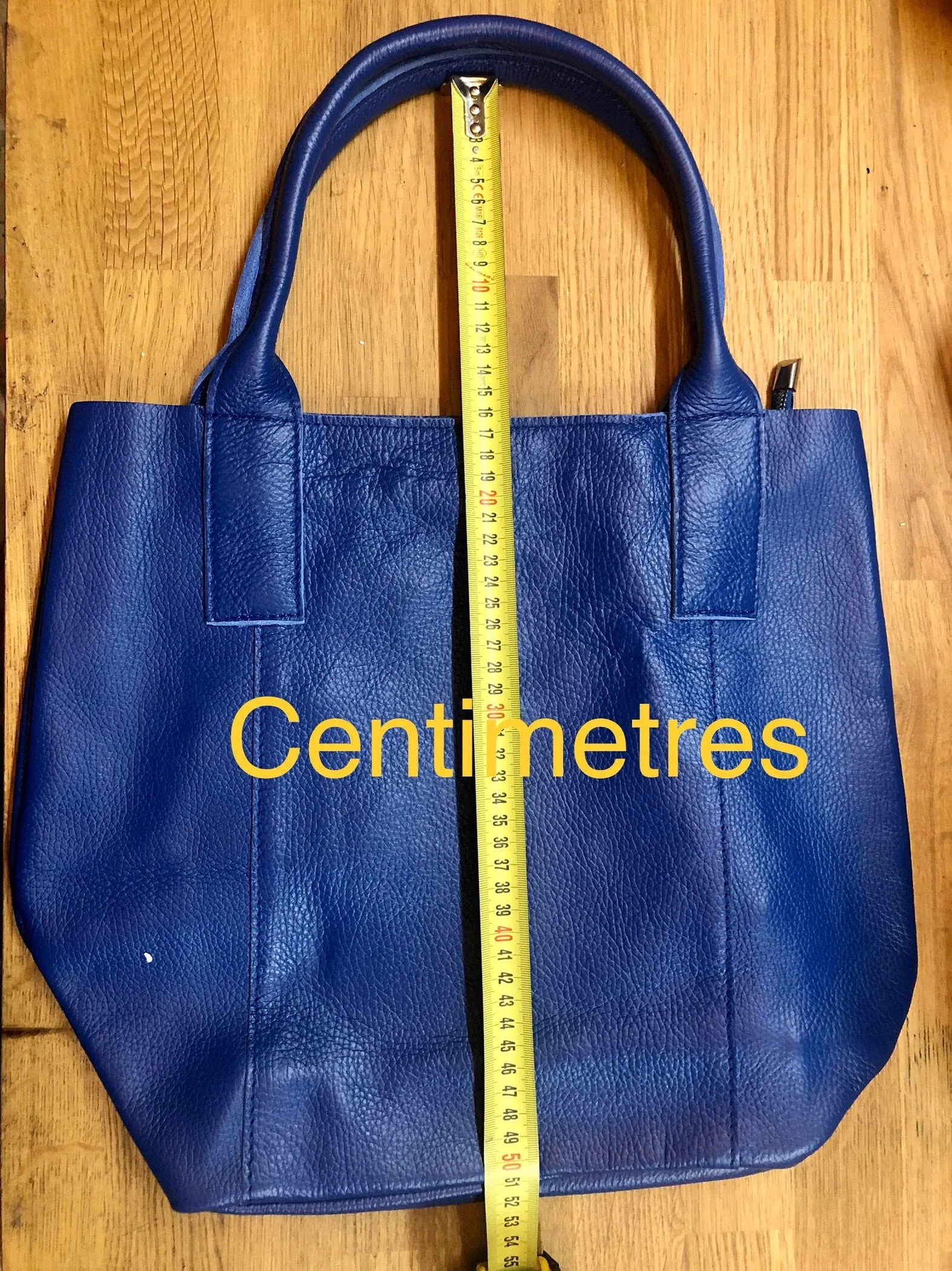 BEIGE tote leather shopper in GENUINE leather. Large carry all tote bag for your laptop, books. Leather shopper w/  lining   zipper