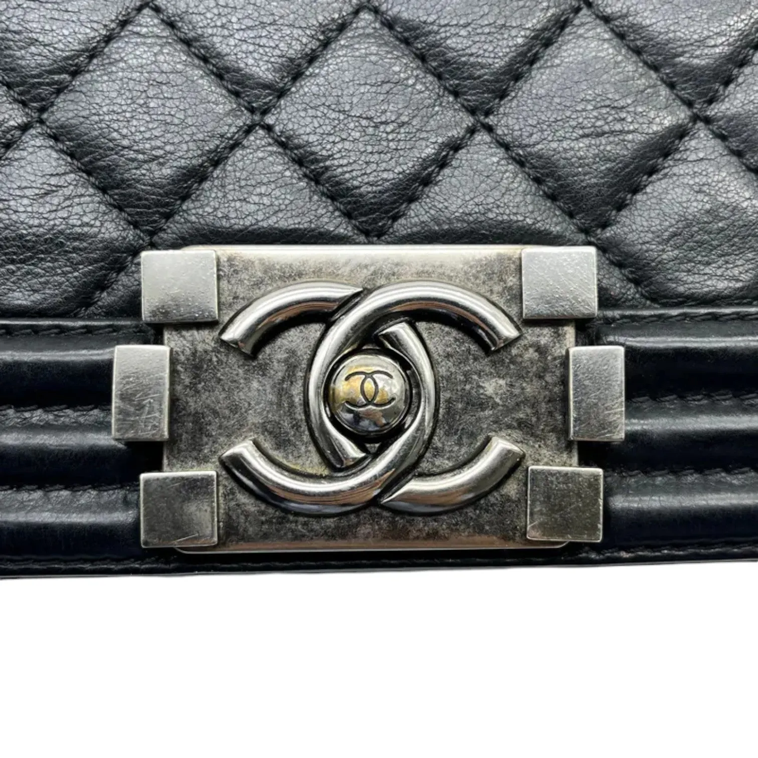 Boy Flap Medium Lambskin Quilted Black RHW