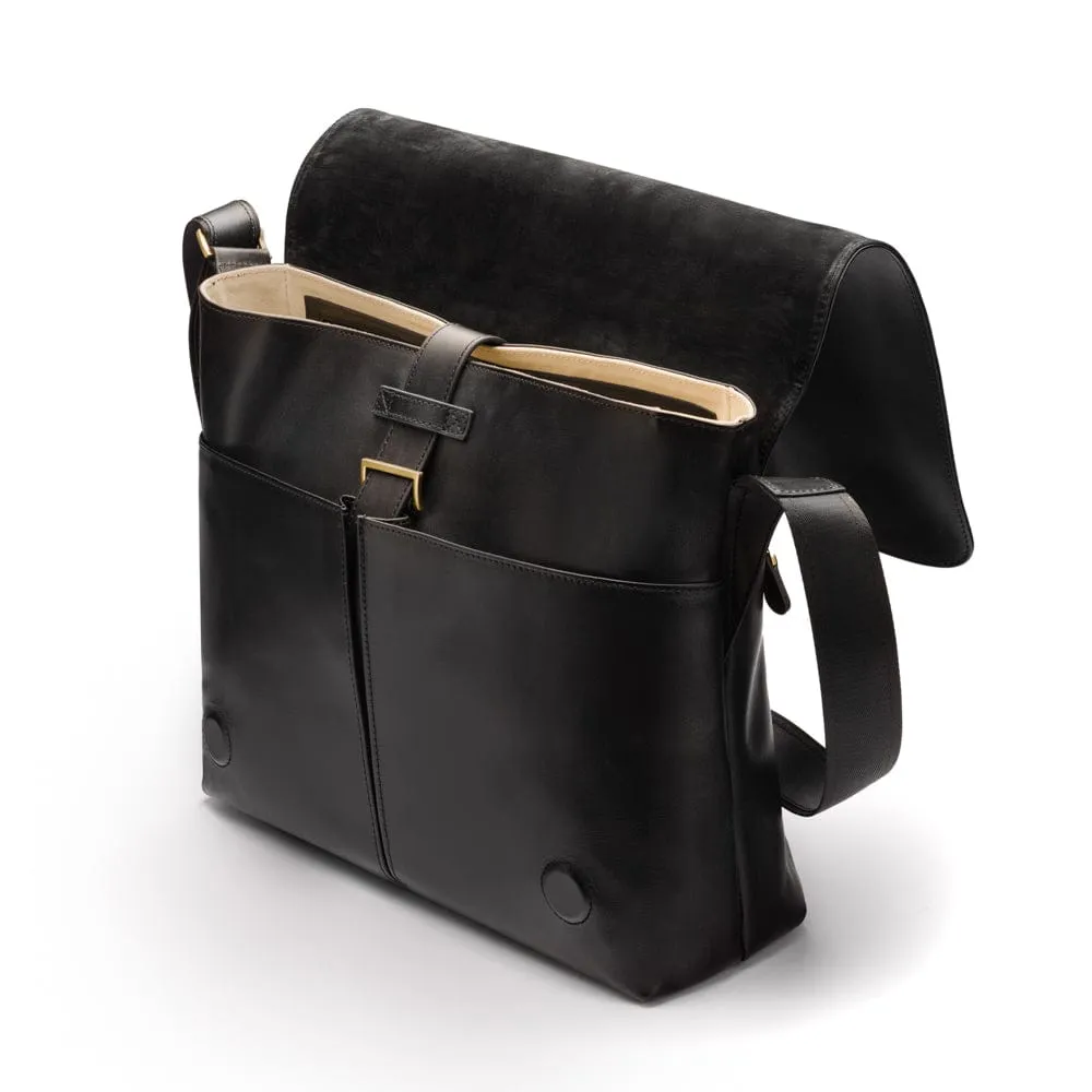 Classic Postman's Leather Messenger Bag - Black