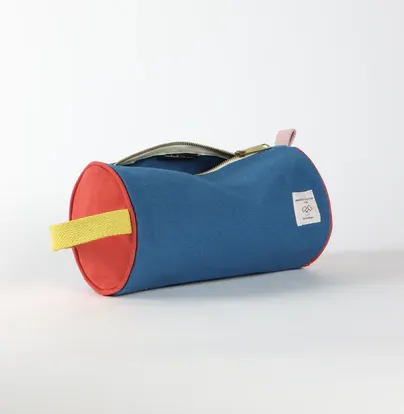 Duffel kit toiletries bag