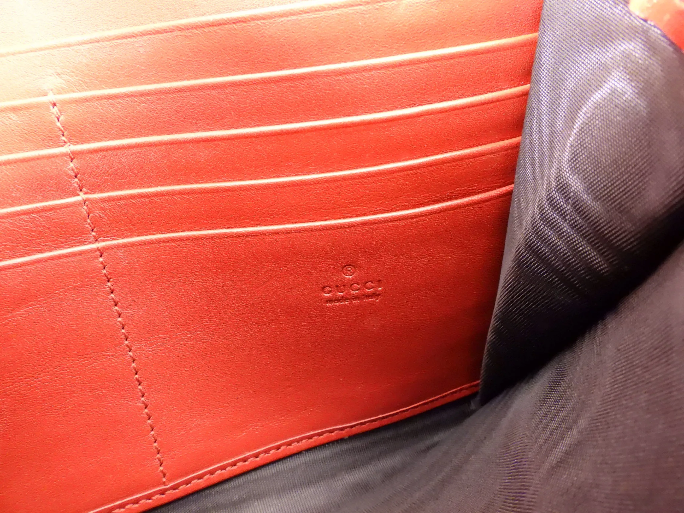 Gucci Red Marmont Matelasse GG Logo Wallet On Chain Crossbody Bag