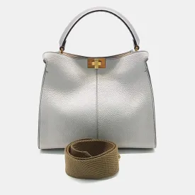 Peekaboo bag