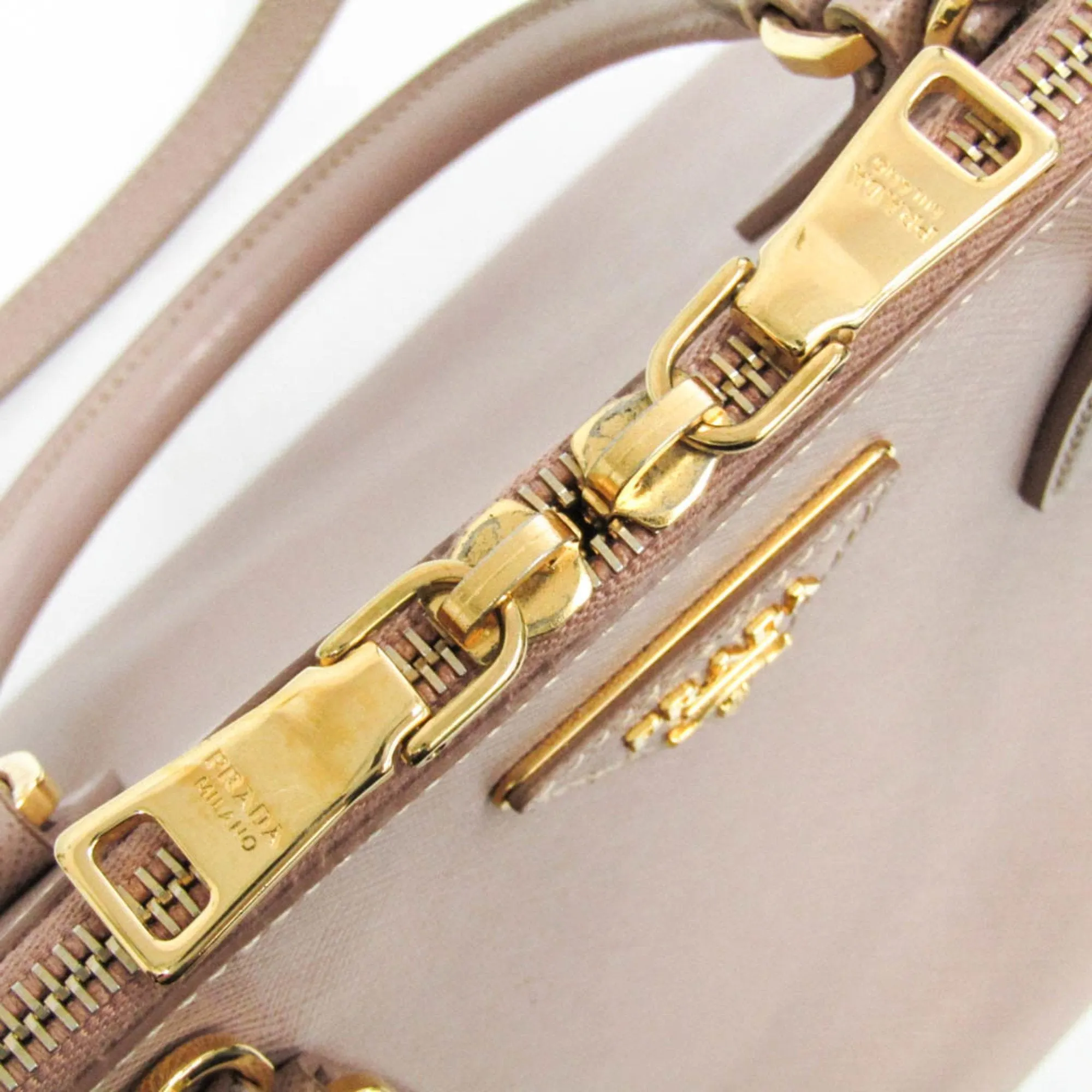 Prada Galleria  Leather Handbag ()